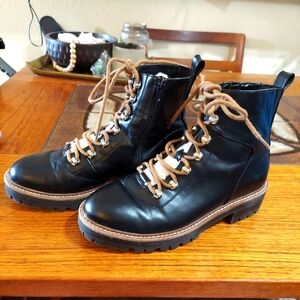 Combat boots black with white faux fur accents 7.5 faux leather gorpcore fall